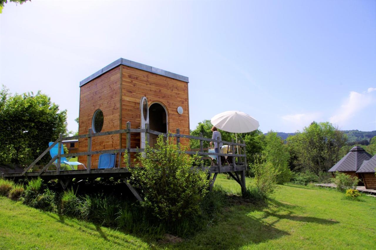 Les Roulottes Et Cabanes Du Livradois ξενώνας Cunlhat Εξωτερικό φωτογραφία